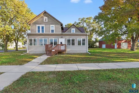 Other - 420 W 7th St, Canton, SD 57013 photo 9 of 12