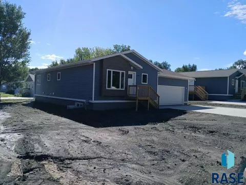 Other - 1947 E 33rd St N, Sioux Falls, SD 57104 photo 8 of 8
