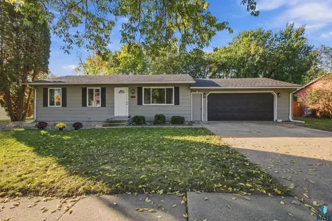 Other - 105 E Maureen Dr, Brandon, SD 57005 photo 1 of 15