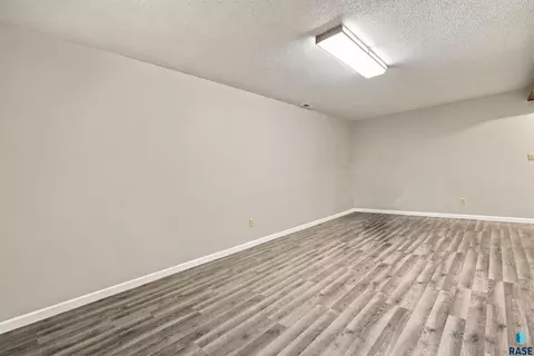 Other - 105 E Maureen Dr, Brandon, SD 57005 photo 7 of 15