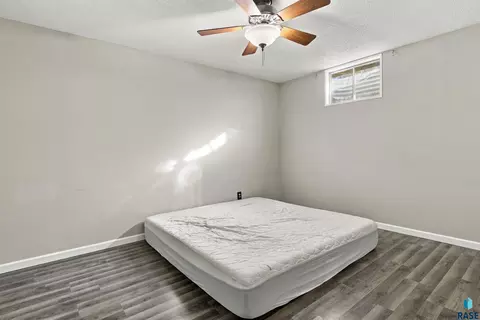 Bedroom - 105 E Maureen Dr, Brandon, SD 57005 photo 8 of 8