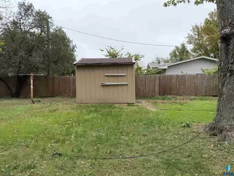 Exterior - 210 E State St, Marion, SD 57043 photo 5 of 5