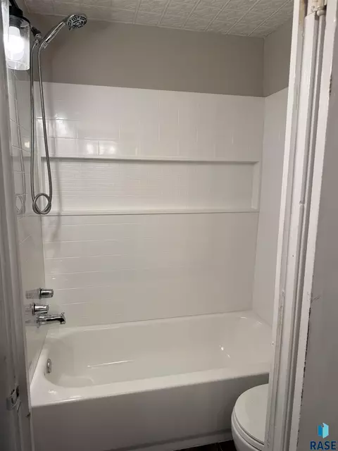 Bath - 210 E State St, Marion, SD 57043 photo 2 of 2