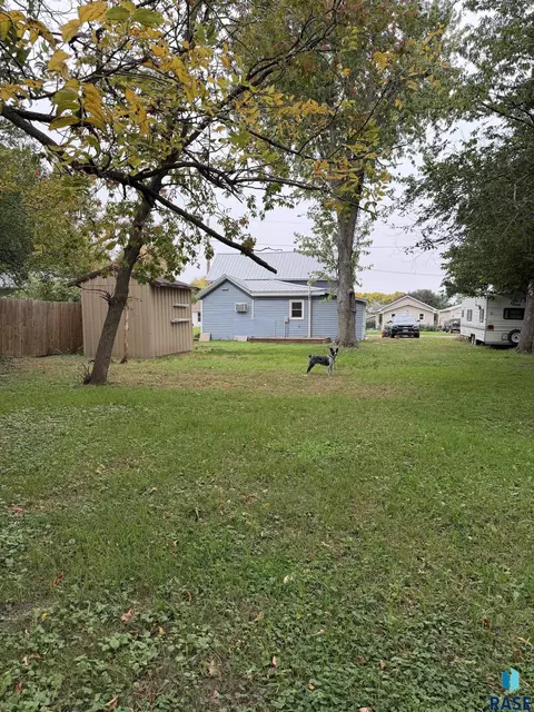 Exterior - 210 E State St, Marion, SD 57043 photo 4 of 5