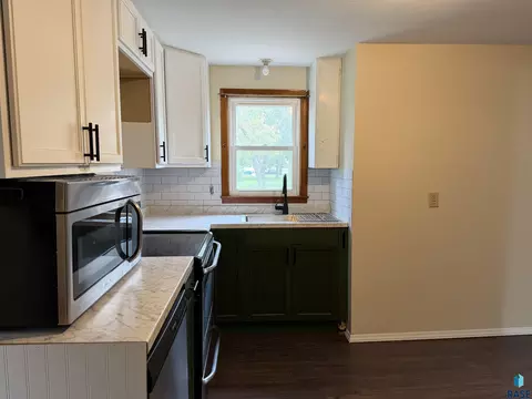 Kitchen - 210 E State St, Marion, SD 57043 photo 2 of 3