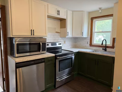 Kitchen - 210 E State St, Marion, SD 57043 photo 1 of 3