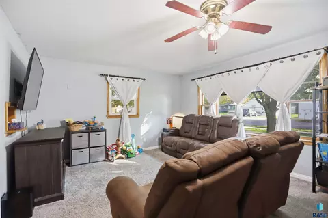 Living - 417 S Poplar St, Freeman, SD 57029 photo 1 of 2