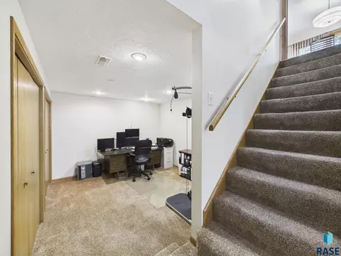 Other - 2900 E 52nd St, Sioux Falls, SD 57103 photo 5 of 11