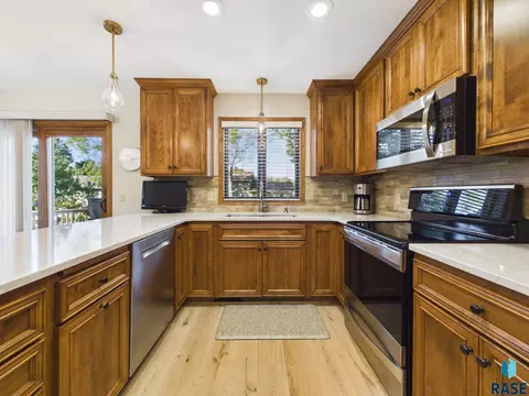 Kitchen - 2900 E 52nd St, Sioux Falls, SD 57103 photo 1 of 3