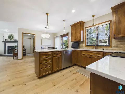Other - 2900 E 52nd St, Sioux Falls, SD 57103 photo 1 of 11