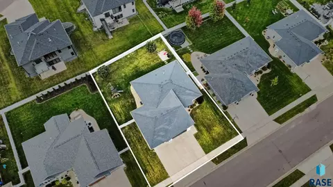 View/Area - 8204 E Roughlock St, Sioux Falls, SD 57110 photo 13 of 15