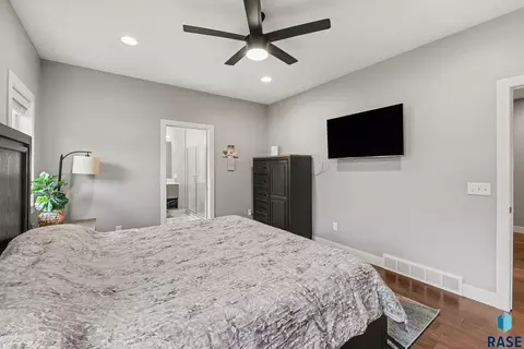 Bedroom - 8204 E Roughlock St, Sioux Falls, SD 57110 photo 3 of 8