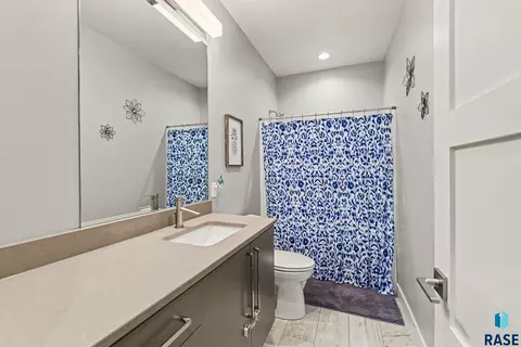 Bath - 8204 E Roughlock St, Sioux Falls, SD 57110 photo 3 of 4