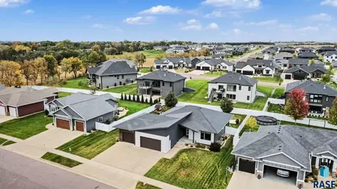 View/Area - 8204 E Roughlock St, Sioux Falls, SD 57110 photo 6 of 15