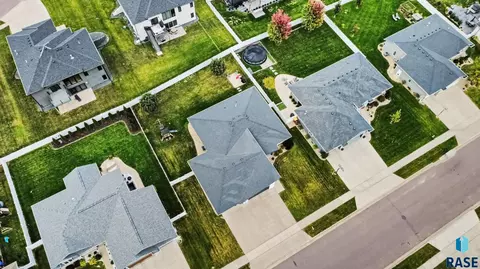 View/Area - 8204 E Roughlock St, Sioux Falls, SD 57110 photo 15 of 15