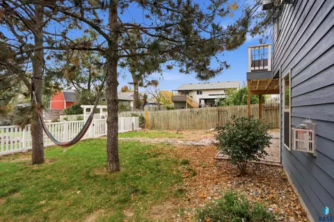 Exterior - 445 N Jenny Ave, Tea, SD 57064 photo 4 of 10