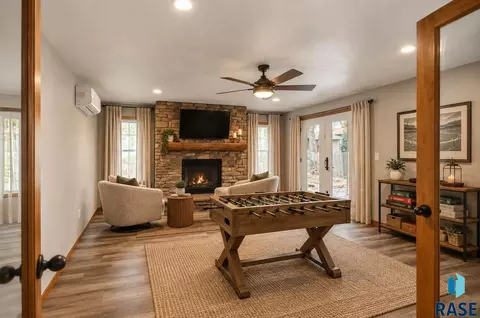 Living - 445 N Jenny Ave, Tea, SD 57064 photo 7 of 8