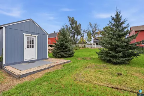 Exterior - 445 N Jenny Ave, Tea, SD 57064 photo 9 of 10