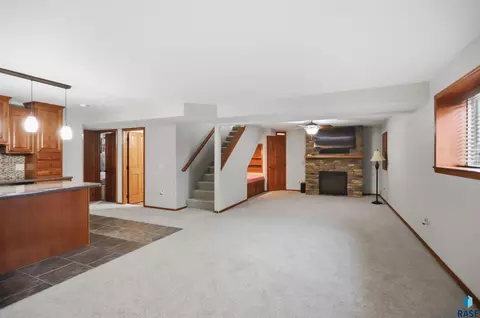 Living - 445 N Jenny Ave, Tea, SD 57064 photo 5 of 8