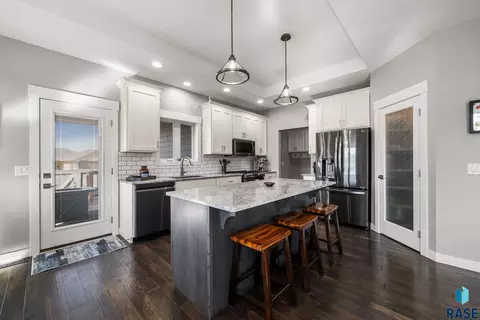 Kitchen - 6501 E 33rd St, Sioux Falls, SD 57110 photo 1 of 6