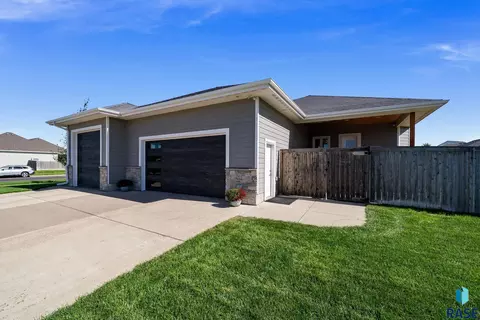 Other - 6501 E 33rd St, Sioux Falls, SD 57110 photo 2 of 26