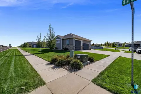 Other - 6501 E 33rd St, Sioux Falls, SD 57110 photo 3 of 26