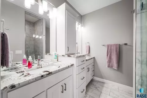 Bath - 6501 E 33rd St, Sioux Falls, SD 57110 photo 3 of 7