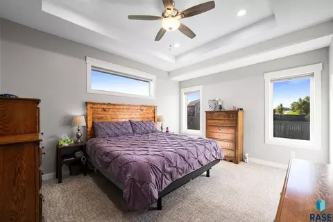 Bedroom - 6501 E 33rd St, Sioux Falls, SD 57110 photo 1 of 9