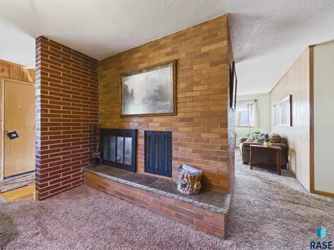 Other - 1205 E 30th St, Sioux Falls, SD 57105 photo 2 of 9