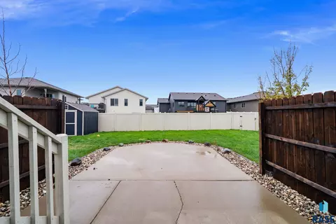 Exterior - 2909 S Keyrell Dr, Sioux Falls, SD 57106 photo 9 of 15