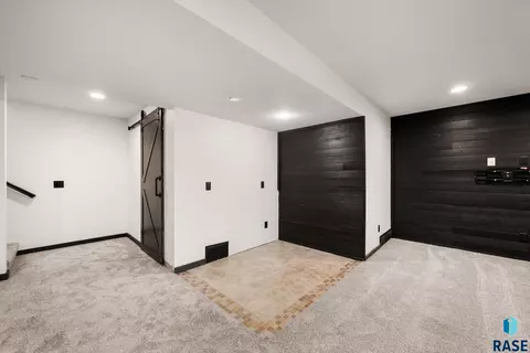 Other - 2909 S Keyrell Dr, Sioux Falls, SD 57106 photo 12 of 15