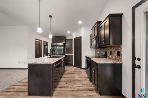 Kitchen - 2909 S Keyrell Dr, Sioux Falls, SD 57106 photo 1 of 1
