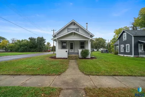 Other - 425 S Bartlett St, Canton, SD 57013 photo 2 of 4