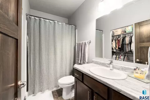 Bath - 7305 E Corinth St, Sioux Falls, SD 57110 photo 3 of 6