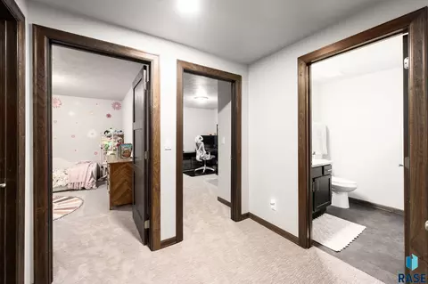 Entry Way - 7305 E Corinth St, Sioux Falls, SD 57110 photo 1 of 1