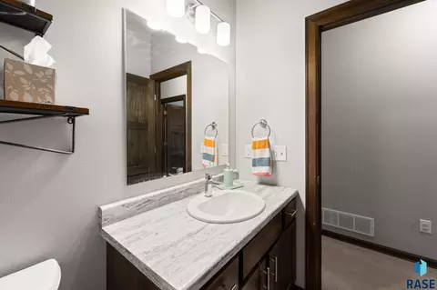 Bath - 7305 E Corinth St, Sioux Falls, SD 57110 photo 2 of 6