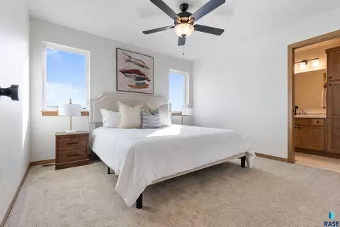 Bedroom - 8005 E Tencate Pl, Sioux Falls, SD 57110 photo 2 of 2