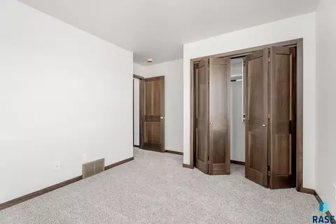 Bedroom - 6147 S Bison Pl, Sioux Falls, SD 57108 photo 6 of 7