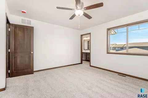 Bedroom - 6147 S Bison Pl, Sioux Falls, SD 57108 photo 3 of 7