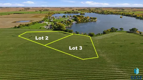2000 Bright Shores Pl, Viborg, SD 57070