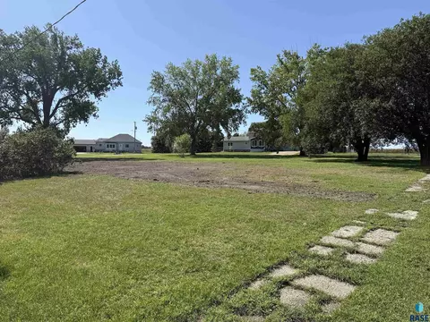 Exterior - 141 Elm St E, Monroe, SD 57047 photo 10 of 11