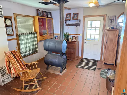 Entry Way - 141 Elm St E, Monroe, SD 57047 photo 1 of 1