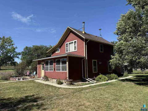 Exterior - 141 Elm St E, Monroe, SD 57047 photo 3 of 11