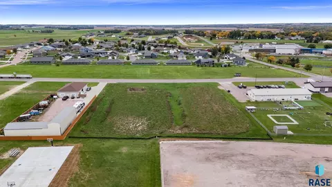 528 Lovely Ave, Baltic, SD 57003 photo 13