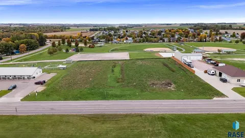 528 Lovely Ave, Baltic, SD 57003 photo 7