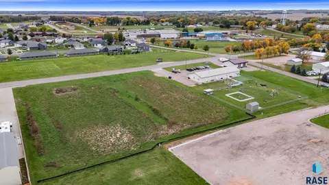 528 Lovely Ave, Baltic, SD 57003 photo 4
