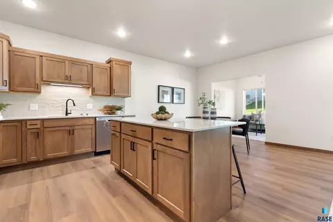 Kitchen - 8008 E Marana St, Sioux Falls, SD 57110 photo 1 of 2