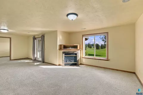 Living - 5224 E Pop Fly Pl, Sioux Falls, SD 57110 photo 3 of 4