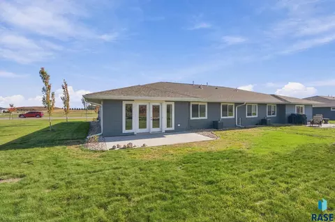 Exterior - 1603 Neil Ave, Dell Rapids, SD 57022 photo 1 of 2