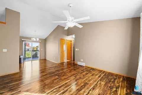 Living - Undisclosed, Sioux Falls, SD 57106 photo 2 of 5